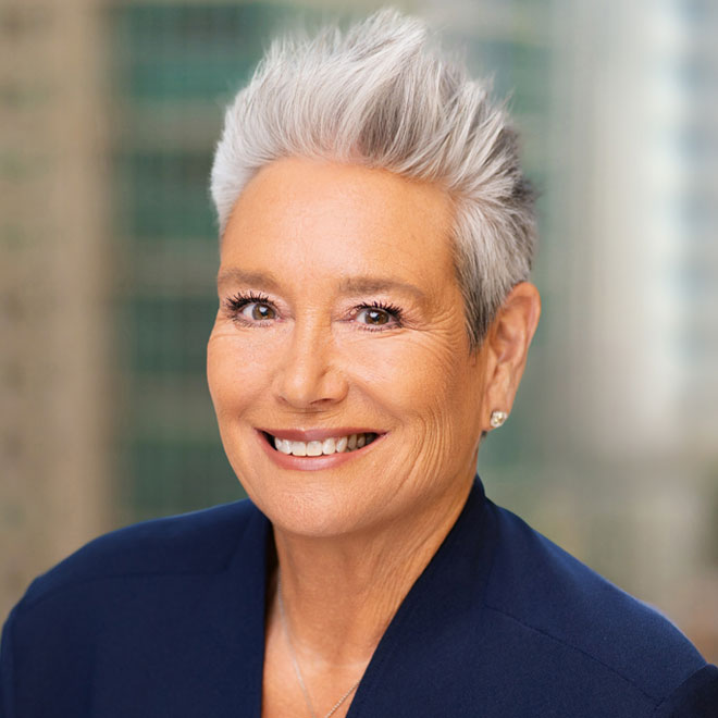 Tracy Roshangah, CCIM